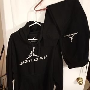 🔥Jordan Jogger Suit🔥